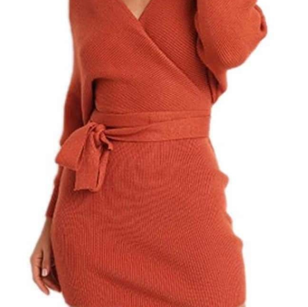 Sweater dress (never worn)